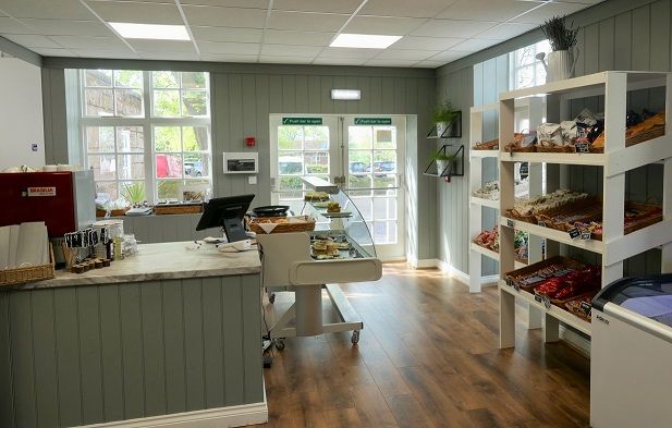 Burton_Manor_100519_8 Burton_Manor_100519_8