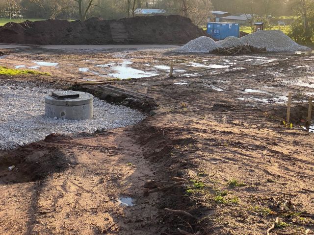 Burton_Manor_200220_3 Burton_Manor_200220_3